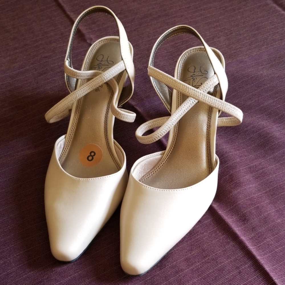 Shoes: LifeStride (Soft System) Heels